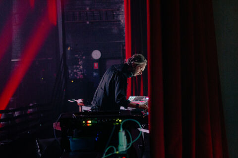 Oneohtrix Point Never