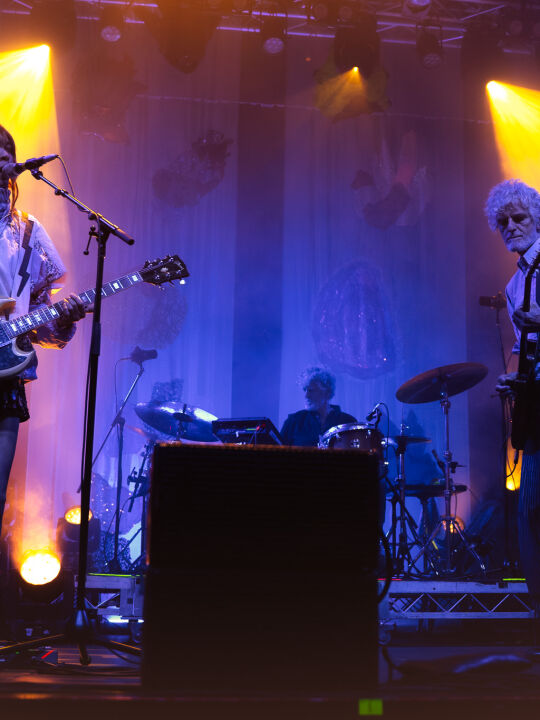 Blonde Redhead